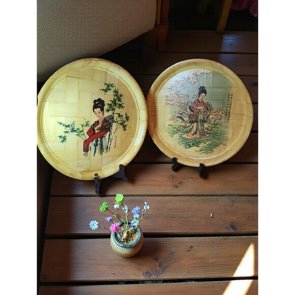 Vintage Bamboo Tray Set of 2 – Painted Floral – Boho Bohemian Decor – Taiwan - Picture 3 of 6